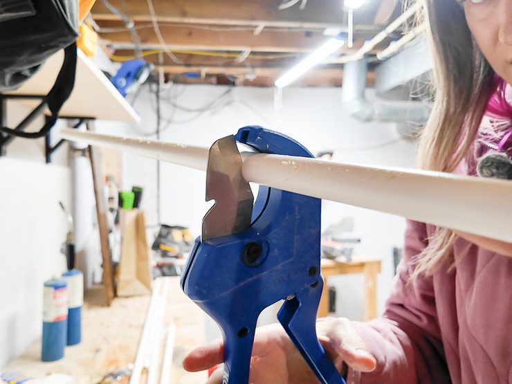 cutting pipe