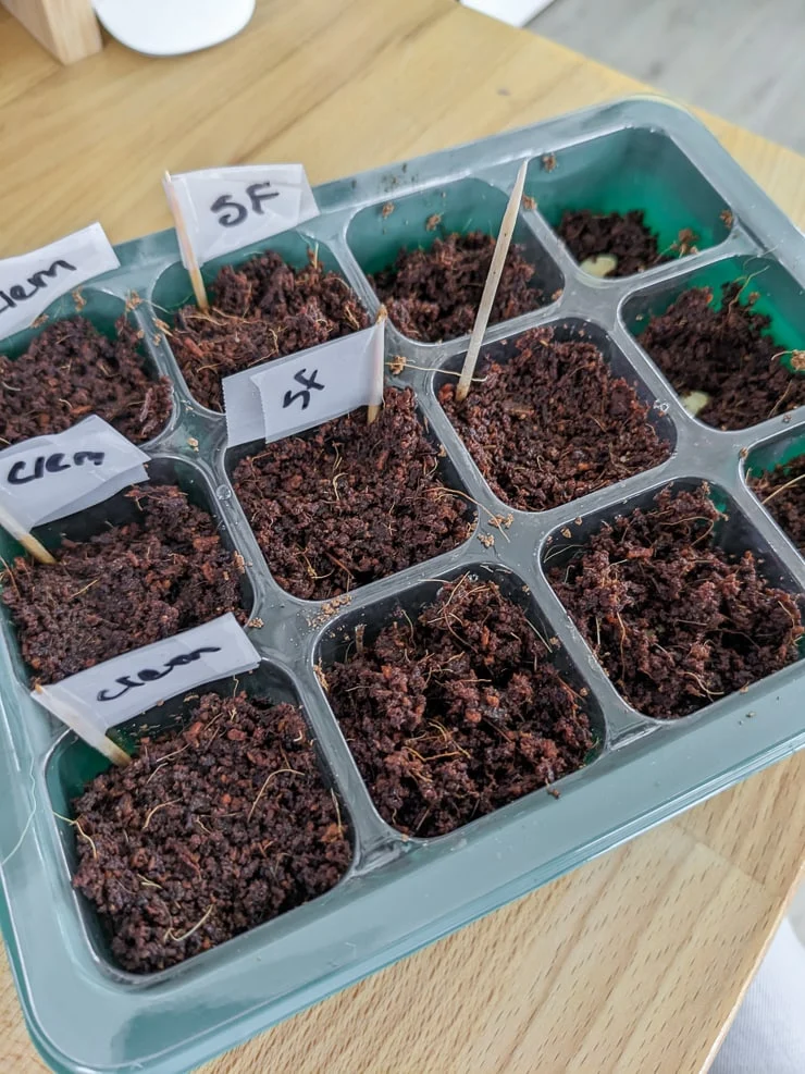 labeling seeds